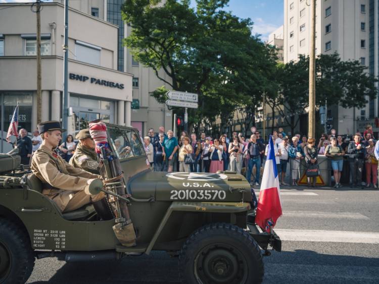 Un défilé de voitures militaires se déroulera à partir de 9h30.
