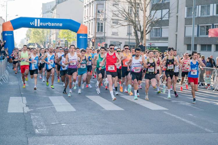 Près de 3 700 participants se sont élancés sur les différents parcours.