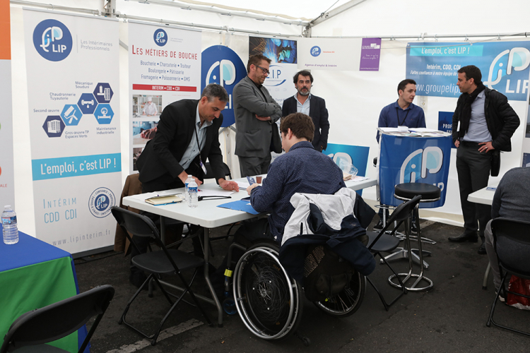 Le Village des recruteurs arrive avec 1500 postes à pourvoir Le Village des recruteurs arrive avec 1500 postes à pourvoir