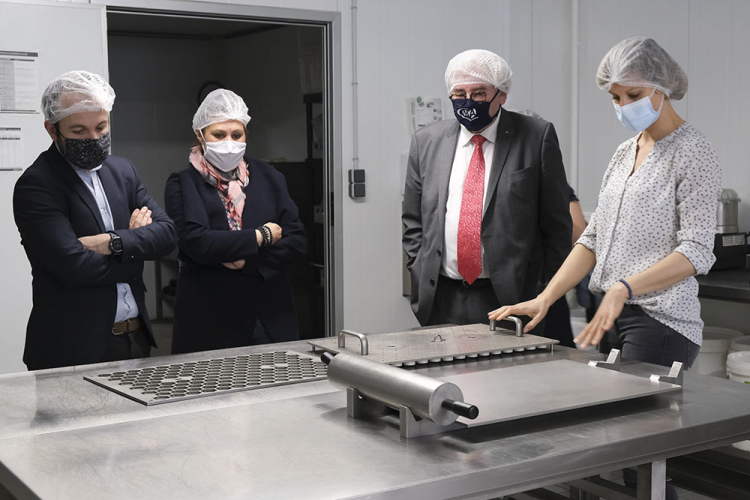 Paul Campy visite l’entreprise « 5 sans »