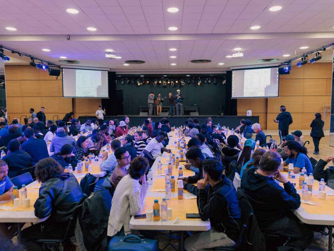 Soirée stand up et cuisine sénégalaise, association Ouhlala, CCVA avril 25