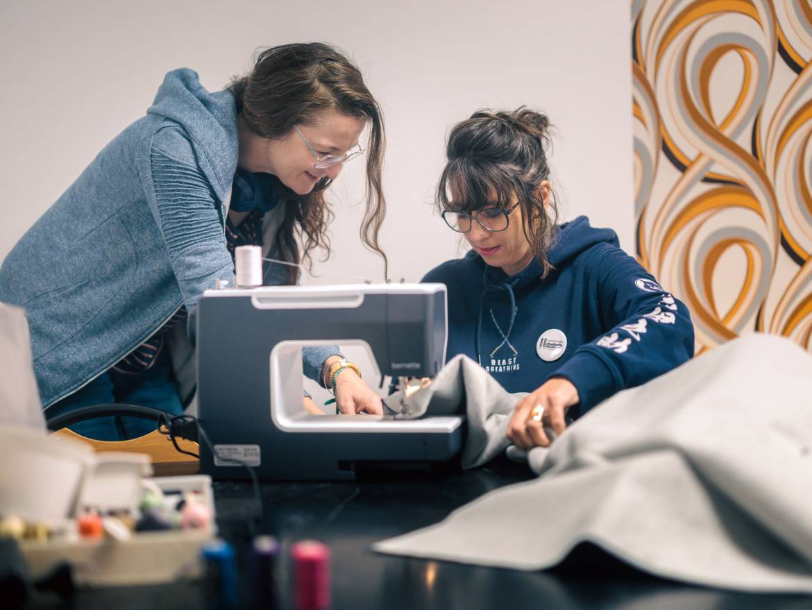 Les cousettes en action à la Maison du Canal