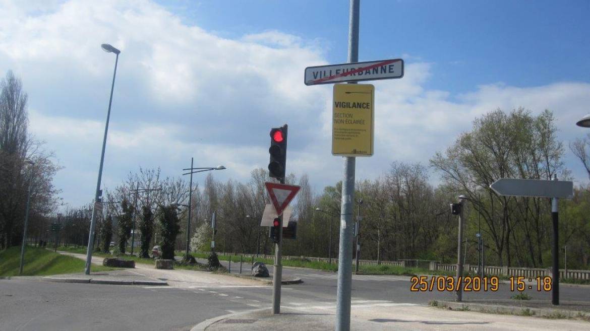 Plus de lumière sur le boulevard Laurent-Bonnevay Plus de lumière sur le boulevard Laurent-Bonnevay
