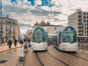 tramway t6 à Grandclément
