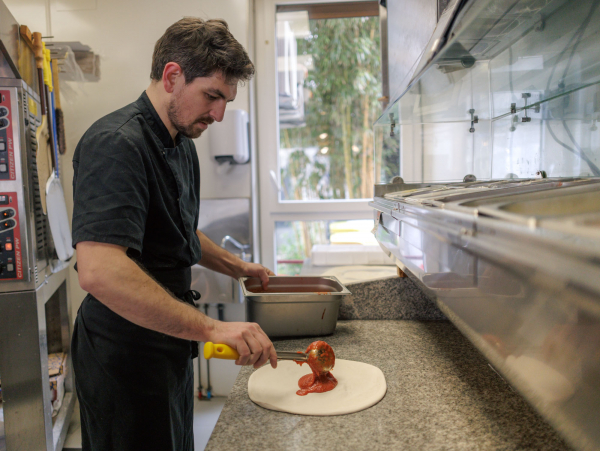 en cuisine &agrave; Delizia Trattoria
