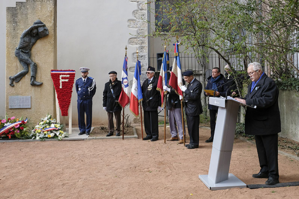 Les Villeurbannais commémorent la rafle du 1er mars 1943